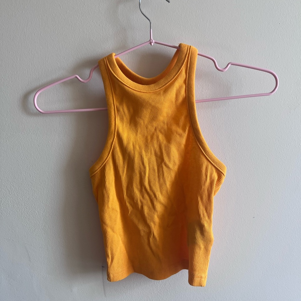 HM tank tops
